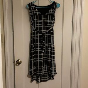 Black and white sleeveless dress